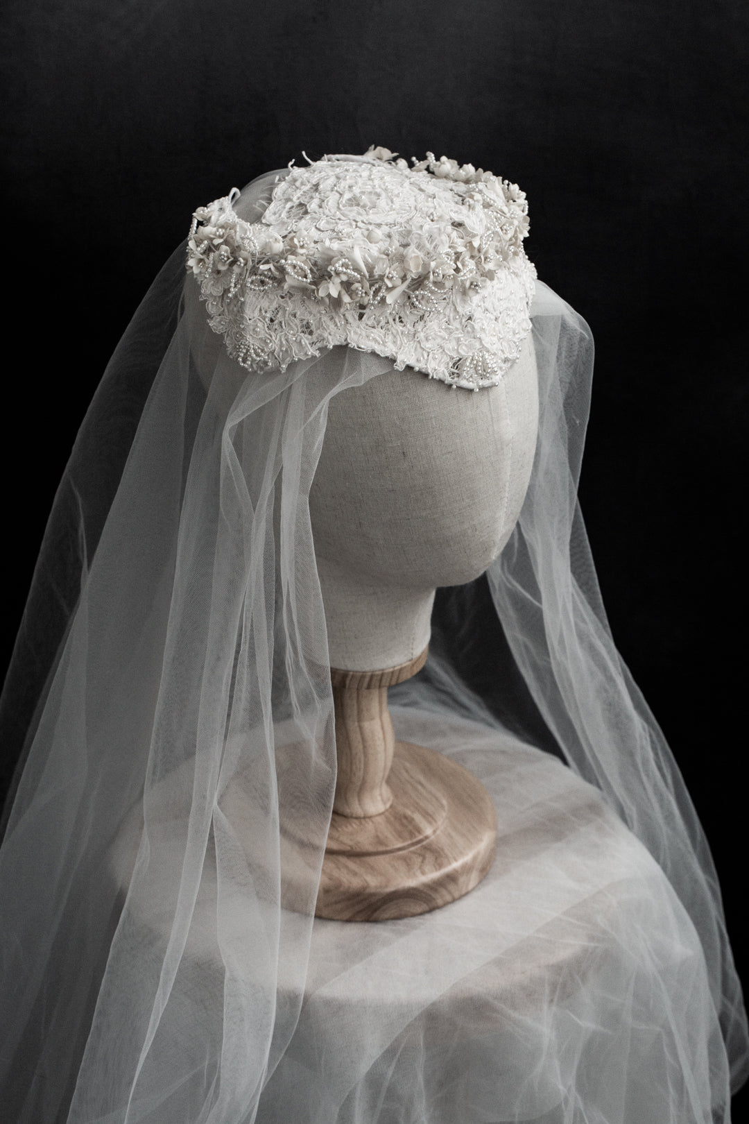 Vintage-Inspired Embroidered Bridal Cap with Veil