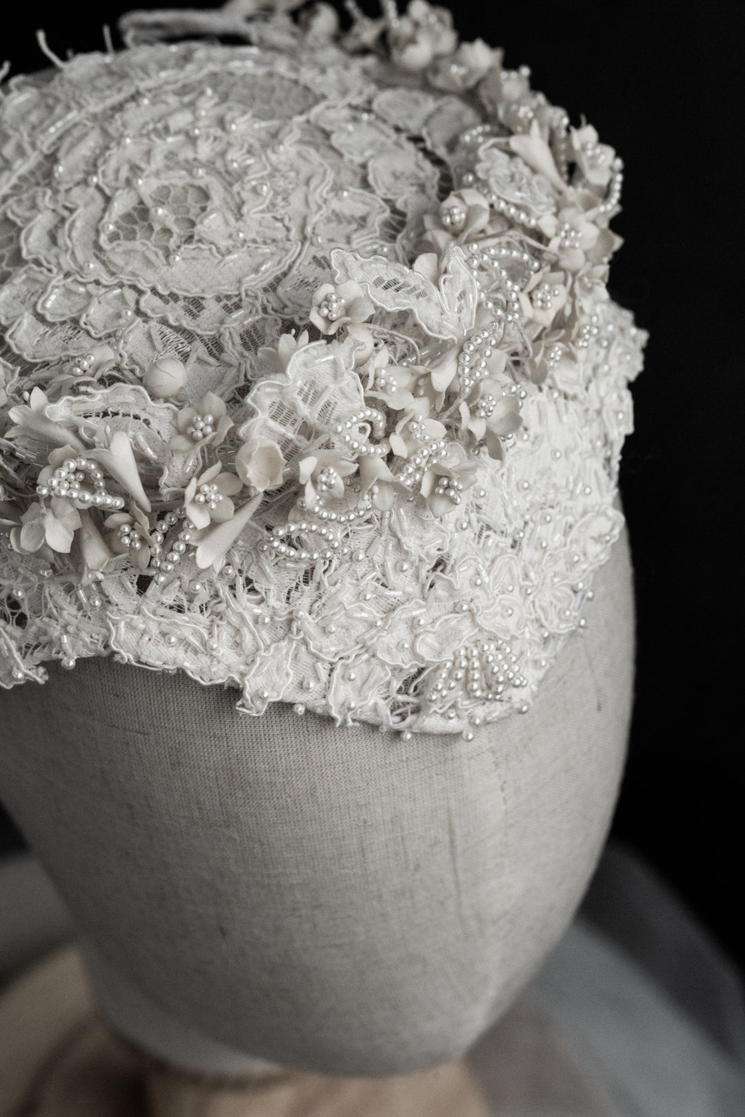 Vintage-Inspired Embroidered Bridal Cap with Veil