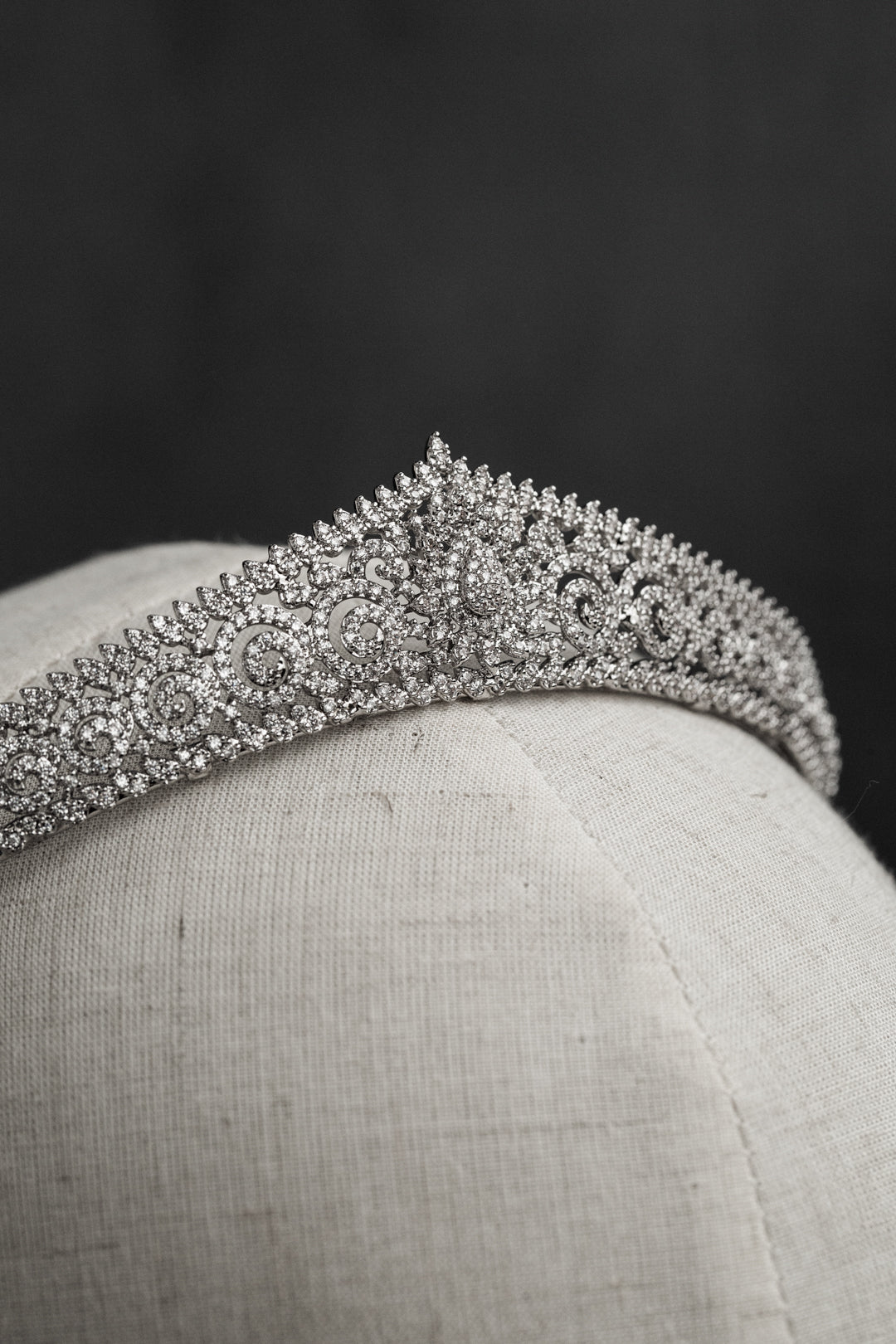 Natural Zircon Bridal Tiara – 24K White Gold-Plated Crown for Weddings