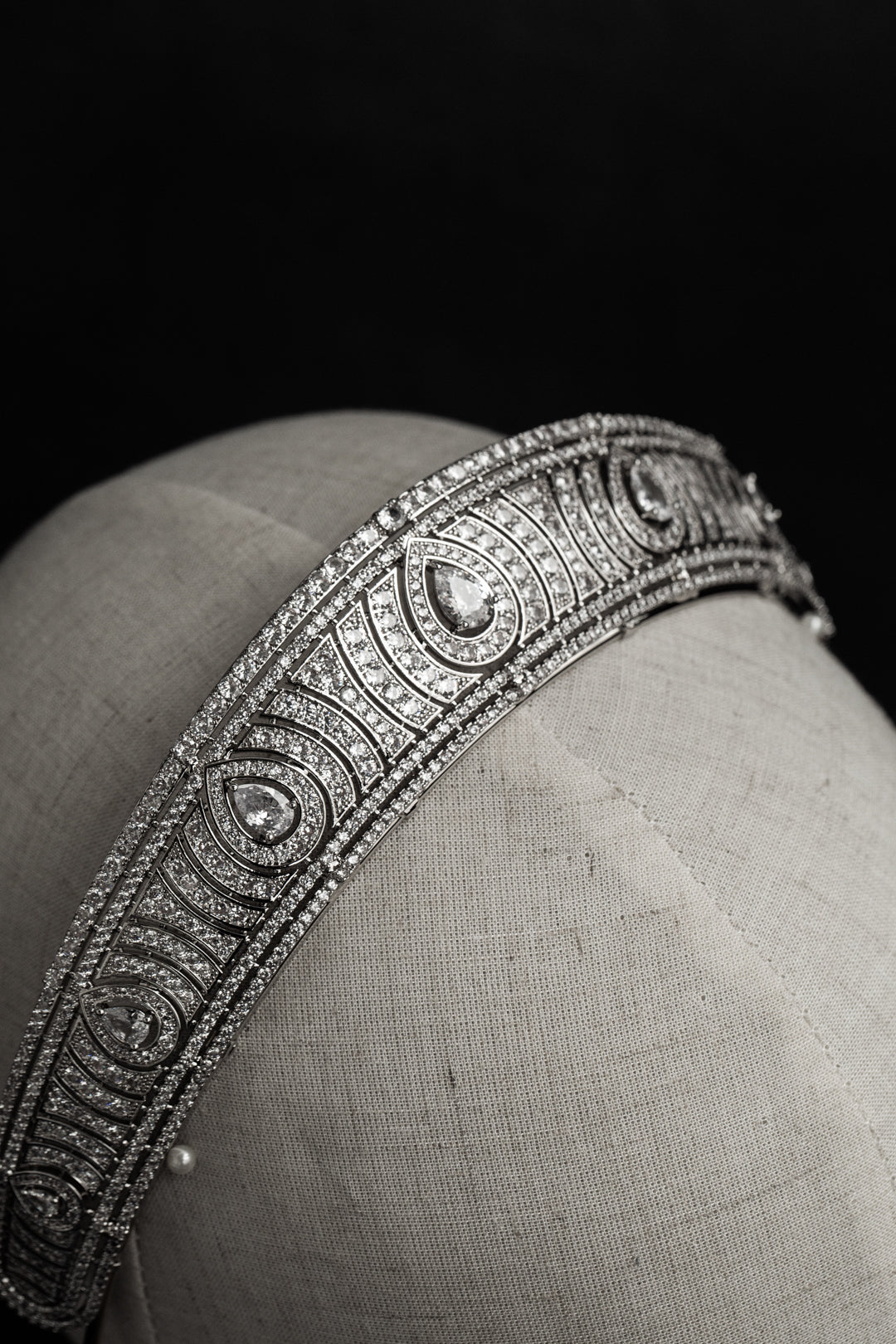 Teardrop Crystal Tiara – Elegant white gold plated Bridal Crown with Cubic Zirconia