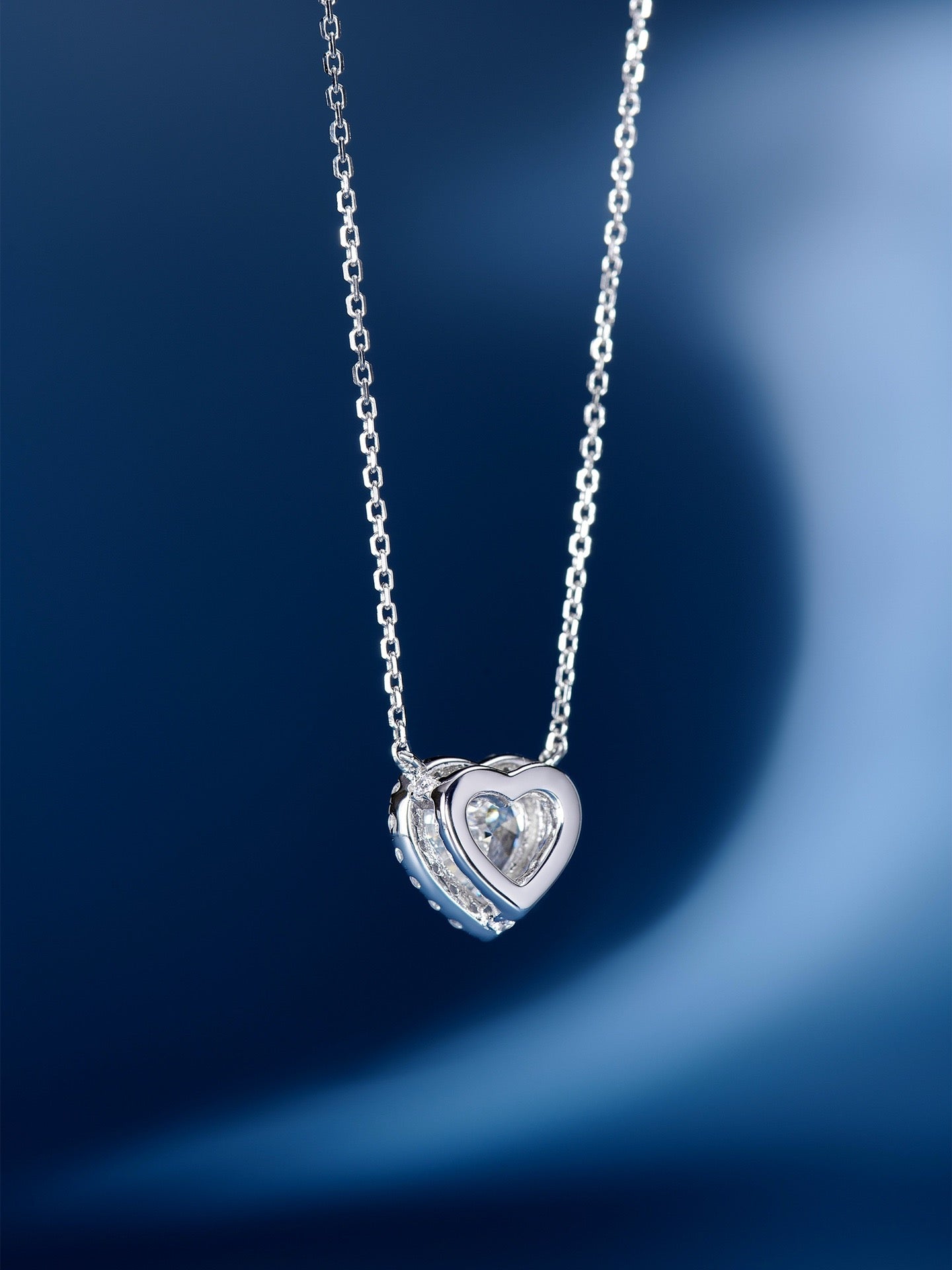 Heart-Shaped Zircon Necklace – 18K Gold Plated on S925 Sterling Silver