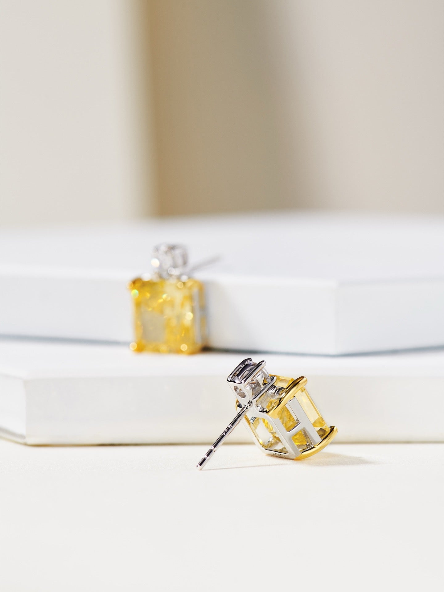 5CT Zircon Jewelry Set – Necklace & Stud Earrings in 18K White Gold-Plated Silver