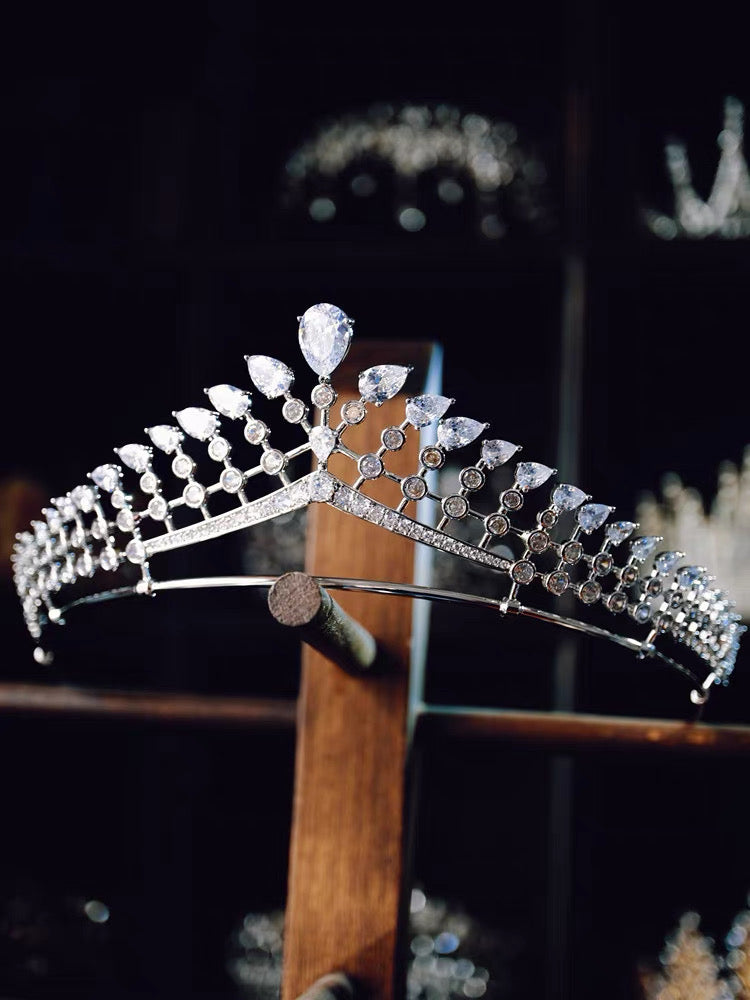 Regal Crystal Bridal Tiara – Elegant Wedding Crown for Brides